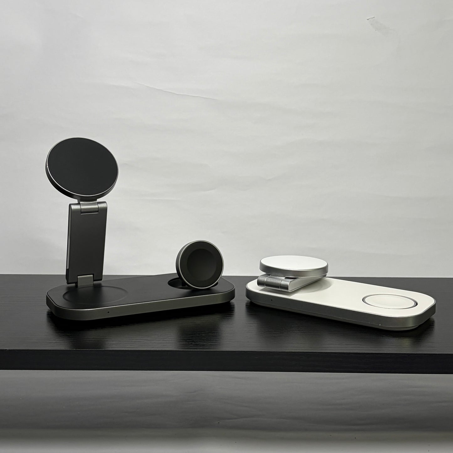 Orbit 3-in-1 magnetic charging stand by Arkaneia, photo 4